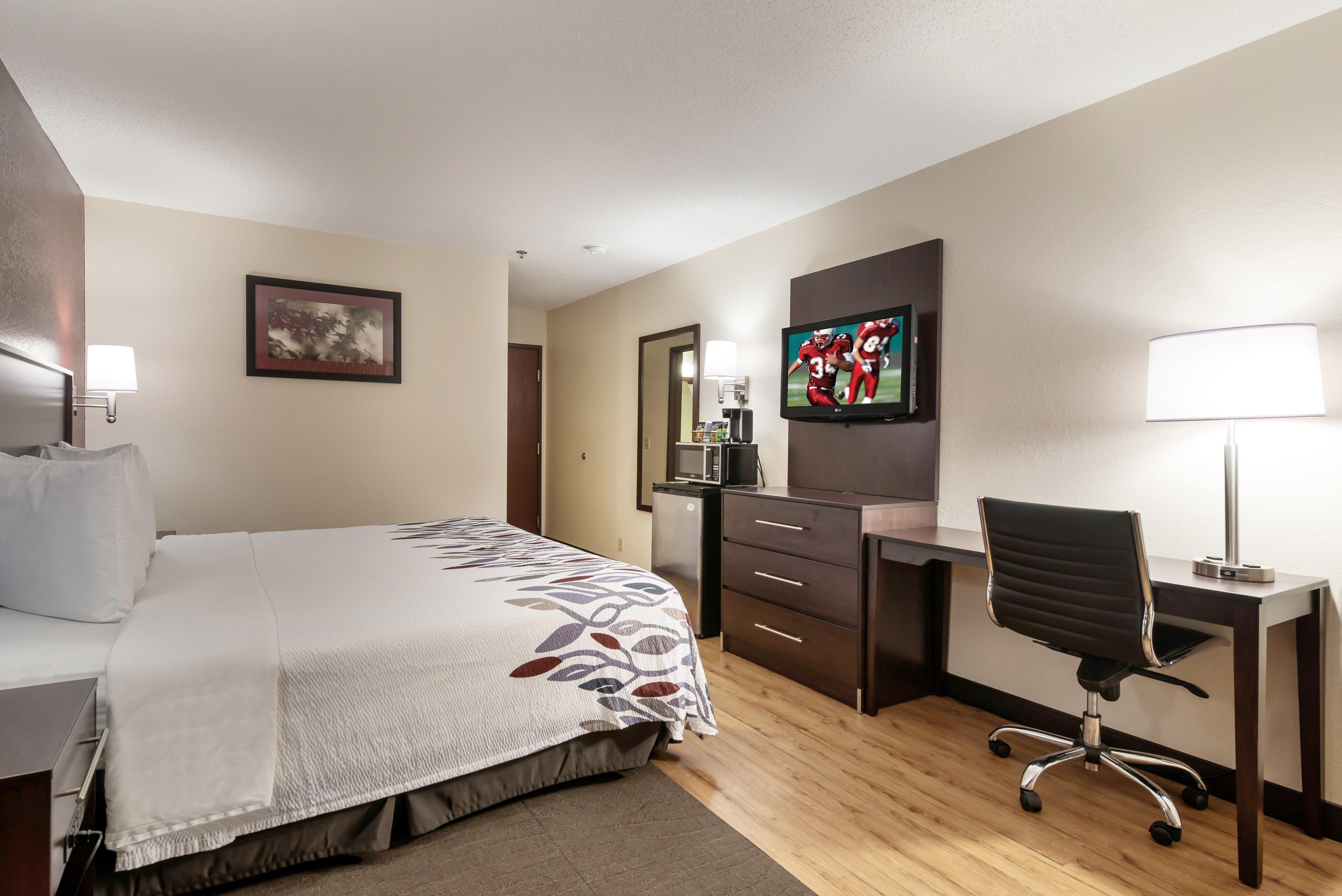 Red Roof Inn Auburn Bagian luar foto