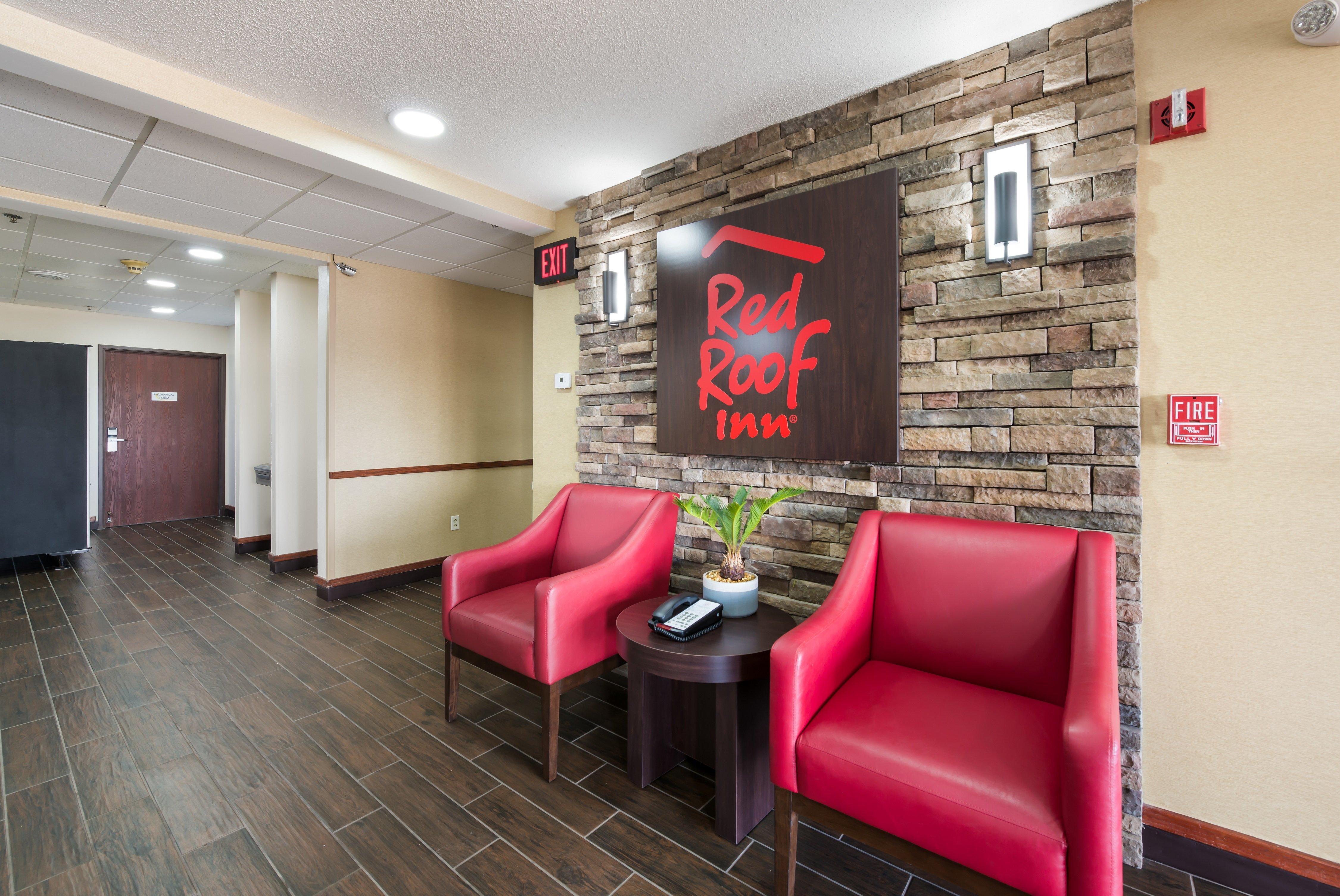 Red Roof Inn Auburn Bagian luar foto